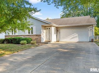 2318 Austin Dr, Springfield, IL 62704