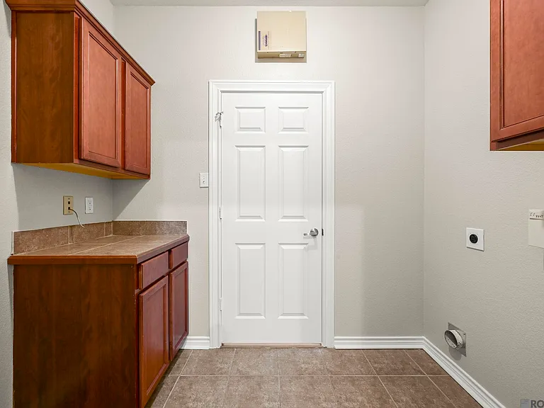 41206 Colonial Dr — Photo 22