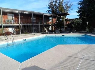 1550 E 2nd St #107, Pass Christian, MS 39571