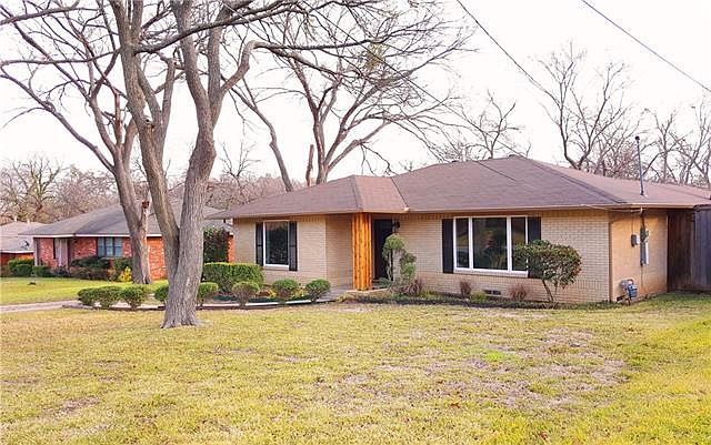 1st image of 2632 Southwood Dr