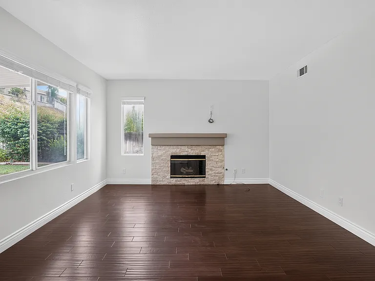 692 Bundy Way — Photo 26