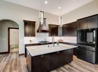 W278N8256 Hunter Ct, Hartland, WI 53029