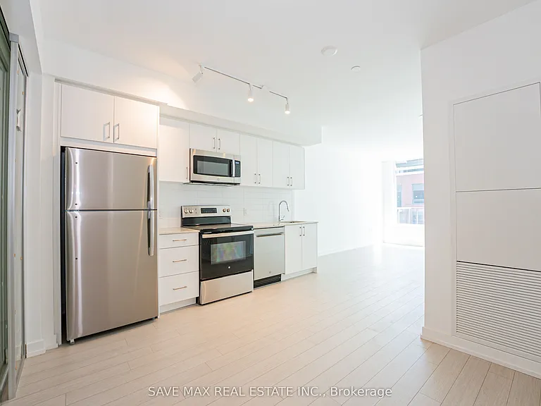 4010 Eglinton Ave W #615 — Photo 9