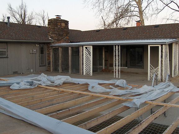 Pool/Patio