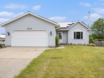 4273 20th St, Dorr, MI, 49323