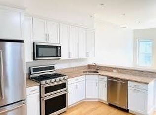 344 Hanover St #3, Boston, MA 02113