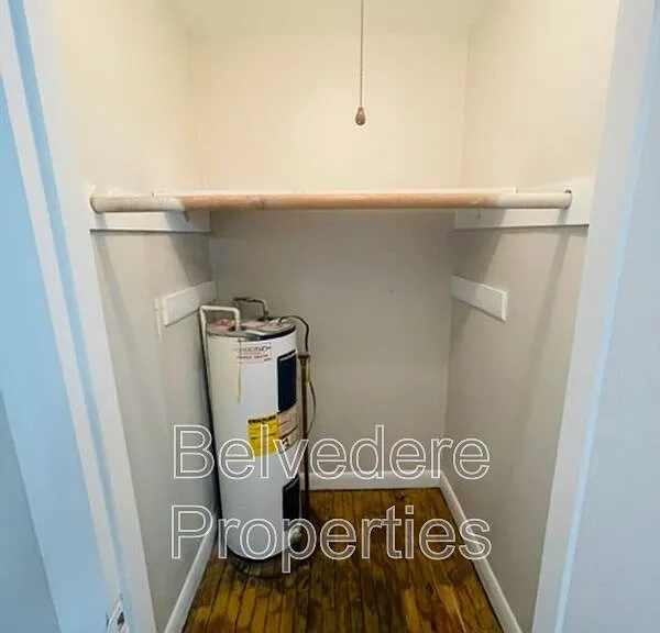 215 McIver St #D — Photo 9