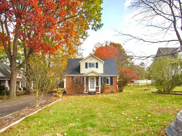 410 Miller St SE, Christiansburg, VA 24073