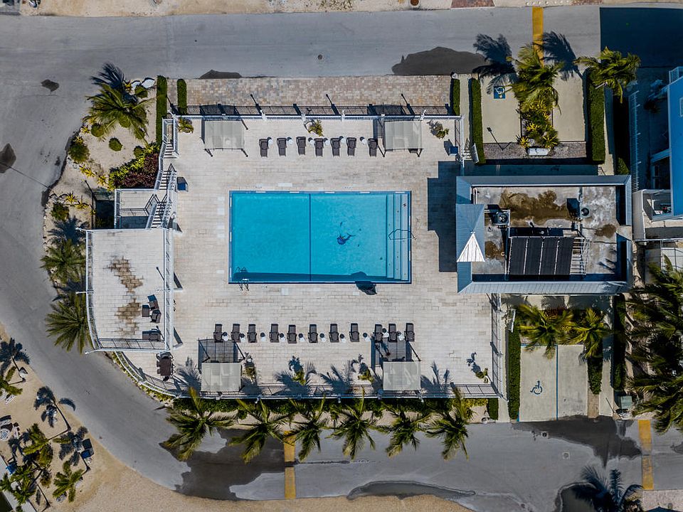 2nd image of 325 Calusa St #341