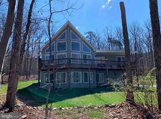 241 Ebenezer Rd, Bluemont, VA 20135