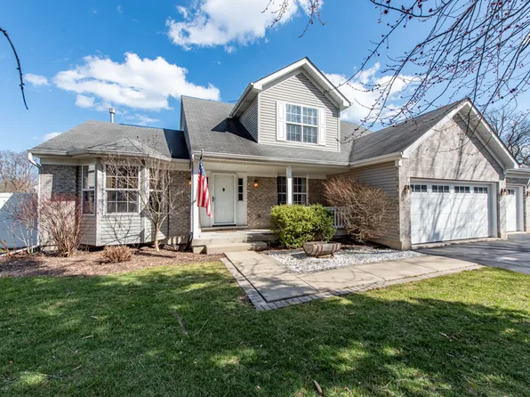 1207 Monroe Ave, Winthrop Harbor, IL 60096