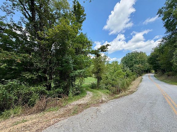 3rd image of 2514 Kellacey Rd