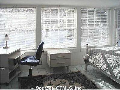 2nd image of 2096 Durham Rd