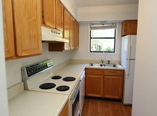 110 Beechwood Dr, Carrboro, NC 27510