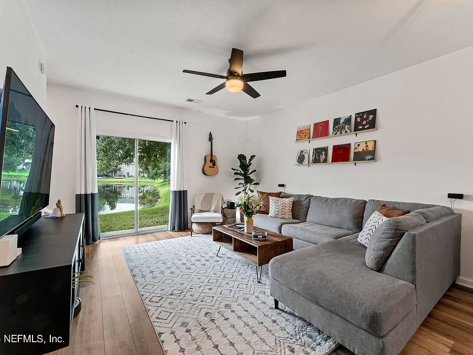 1st image of 794 SCRUB JAY Drive