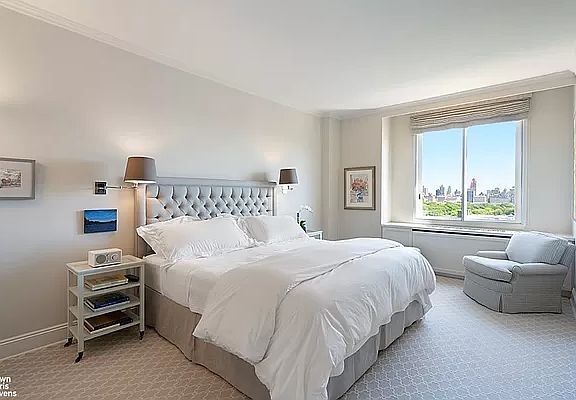 5th image of 101 W 79th St APT 16B