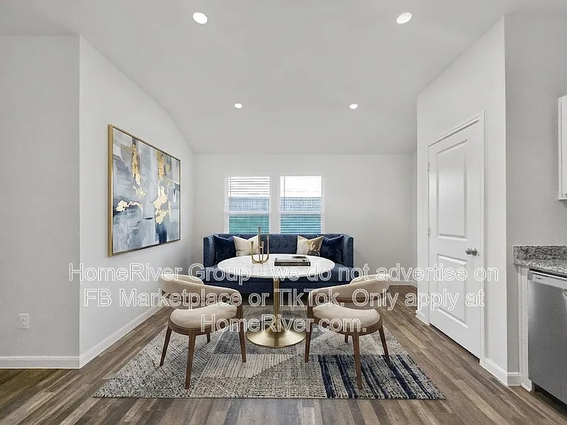 3 bed, 2.0 bath, 1416 sqft, $2,075 — Photo 4