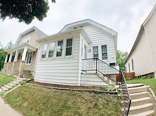 340 E Clarence St, Milwaukee, WI 53207