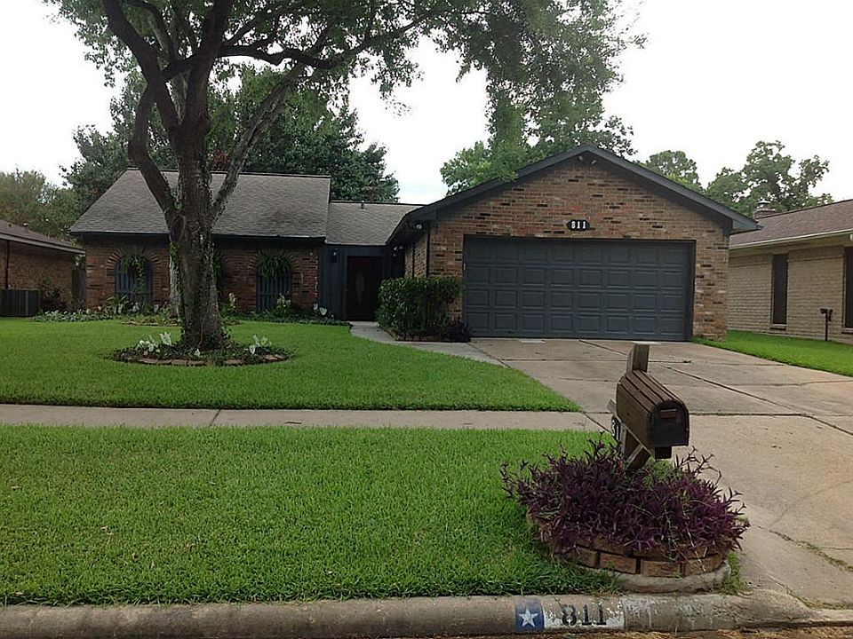 Front View of Home