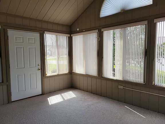 2nd image of 216 Steeplechase Cir #216