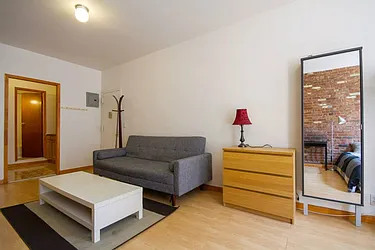 Rented by Nolita Group