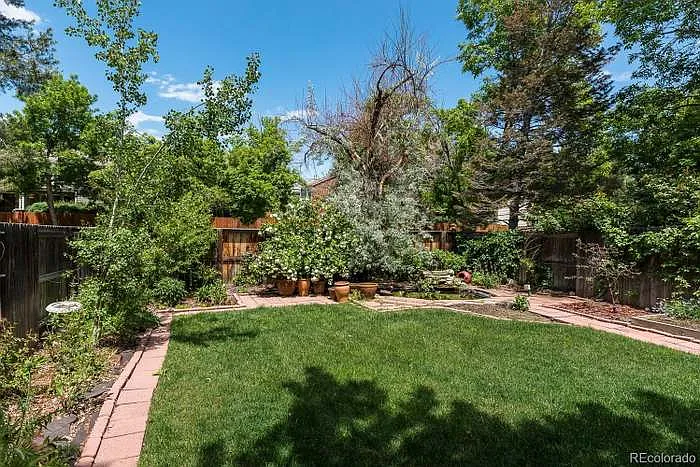 7685 E Gunnison Pl — Photo 20