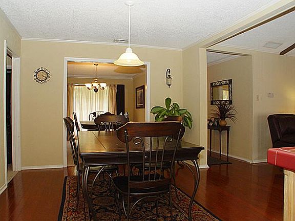 5th image of 1817 Santa Anna Dr