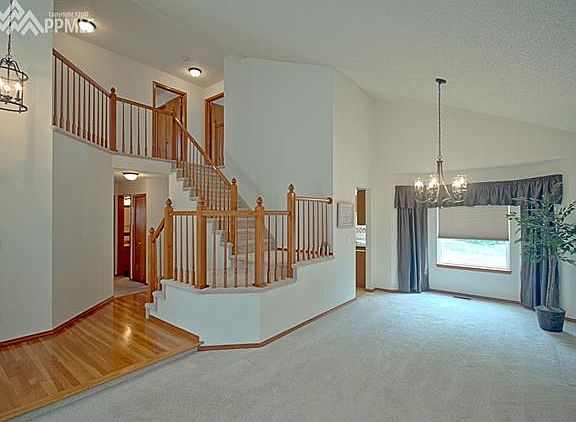 3rd image of 8765 Quail Glen Dr