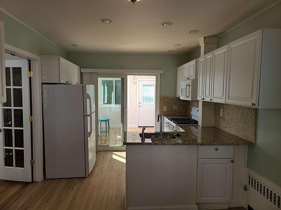 5th image of 117B Vassall St