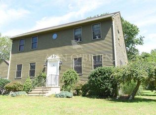 111 S Bay Dr, Narragansett, RI 02882