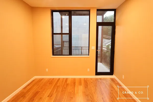 Rented by Grand & Co. | media 8