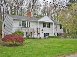 4 Nipmuc Rd, Paxton, MA 01612