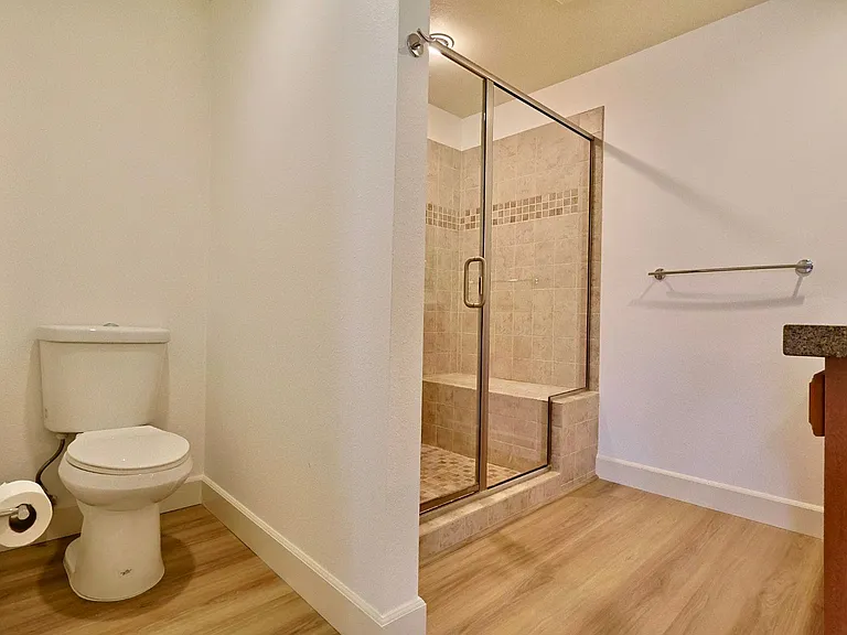 3181 Pinehurst Dr #D — Photo 25