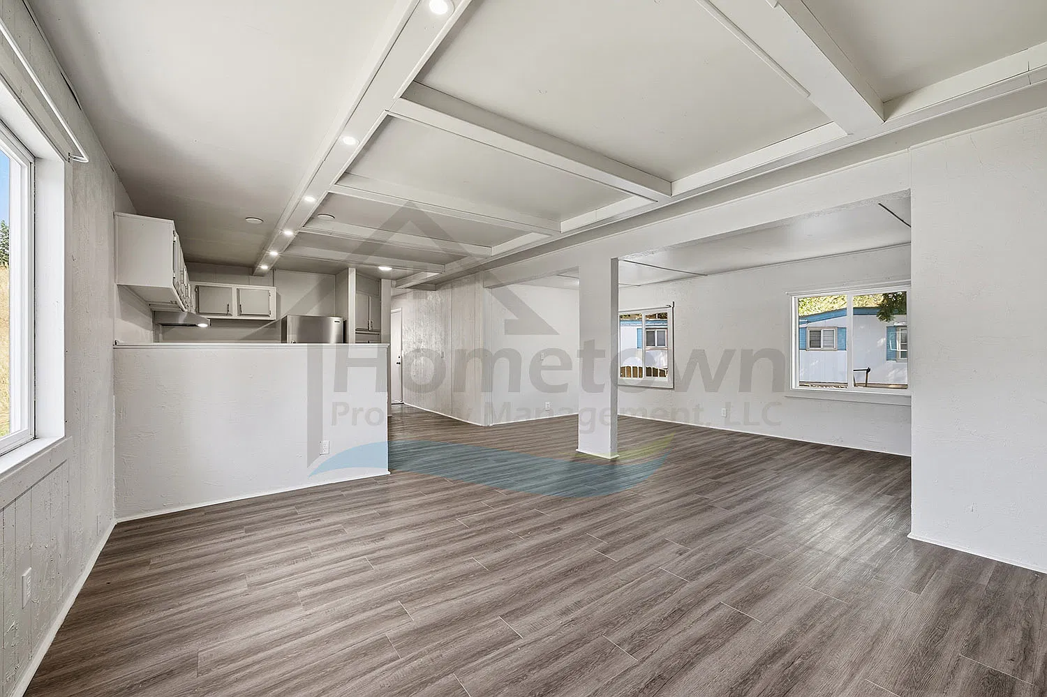 3 bed, 1100 sqft, $1,600 — Photo 4