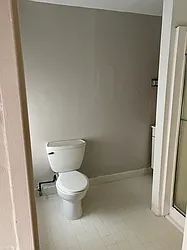 Rented by Jeffrey M Weinstein, LREB