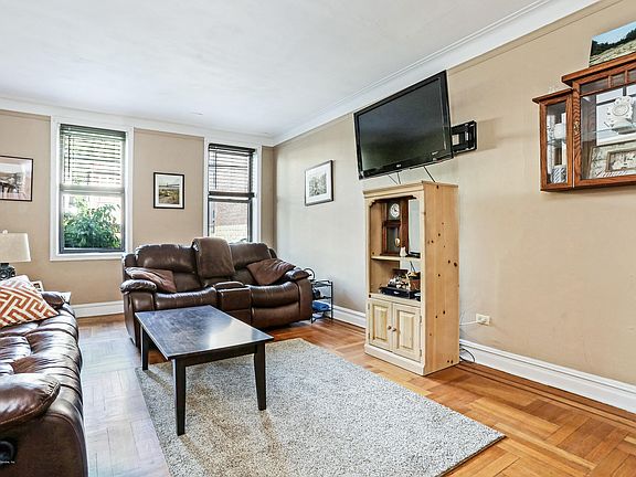5th image of 200 Hart Blvd APT 1F