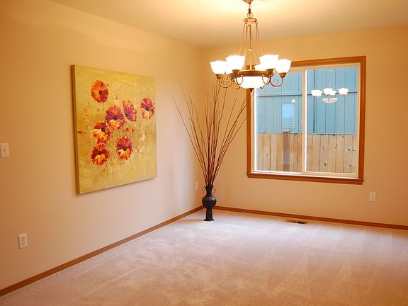 5th image of 14706 85th Avenue Ct E