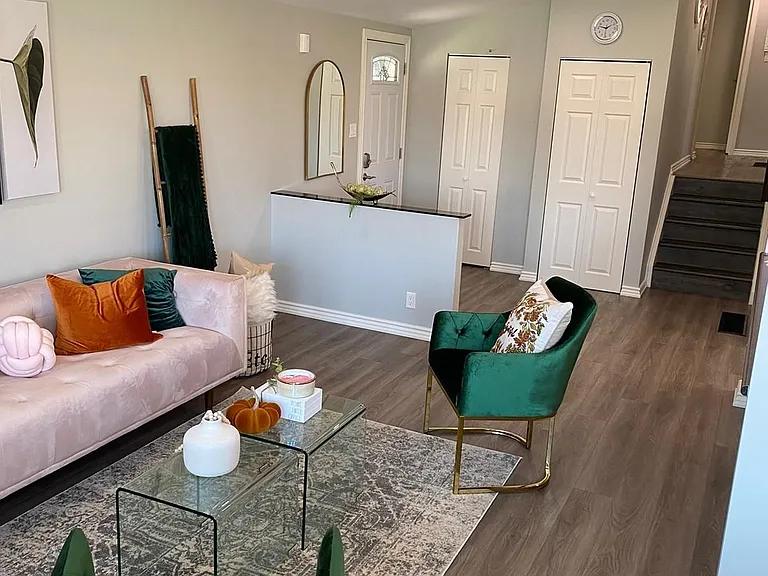 876 Antonio St — Photo 7
