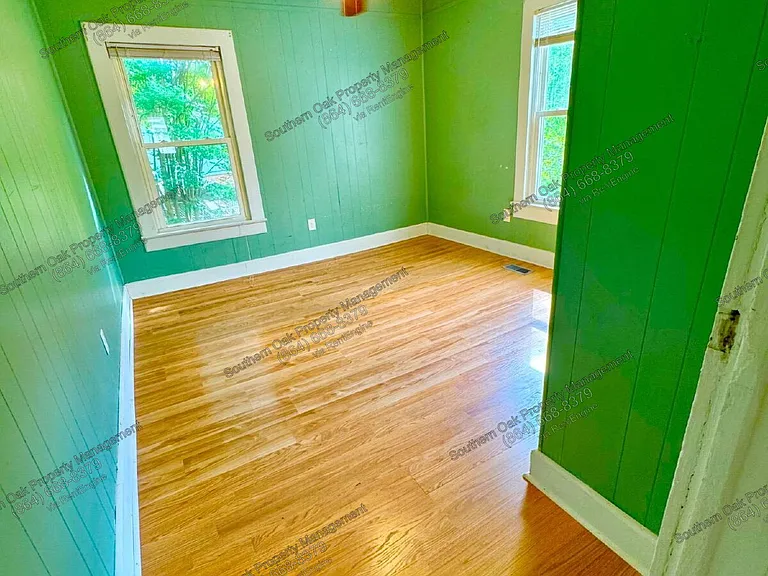 311 Lakeside Dr — Photo 8