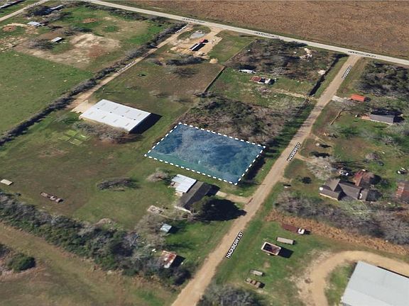 3rd image of 0 Hackberry St Lot 13 & 14