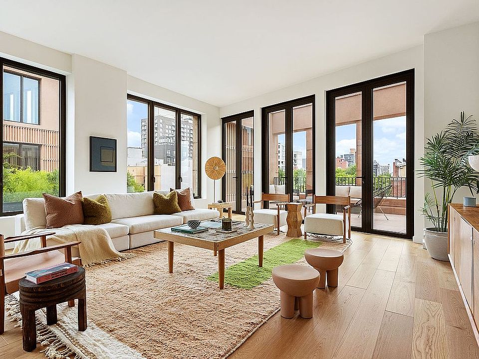 1st image of 323 Bergen St #701W