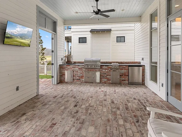 2757 Chenal Ct — Photo 3