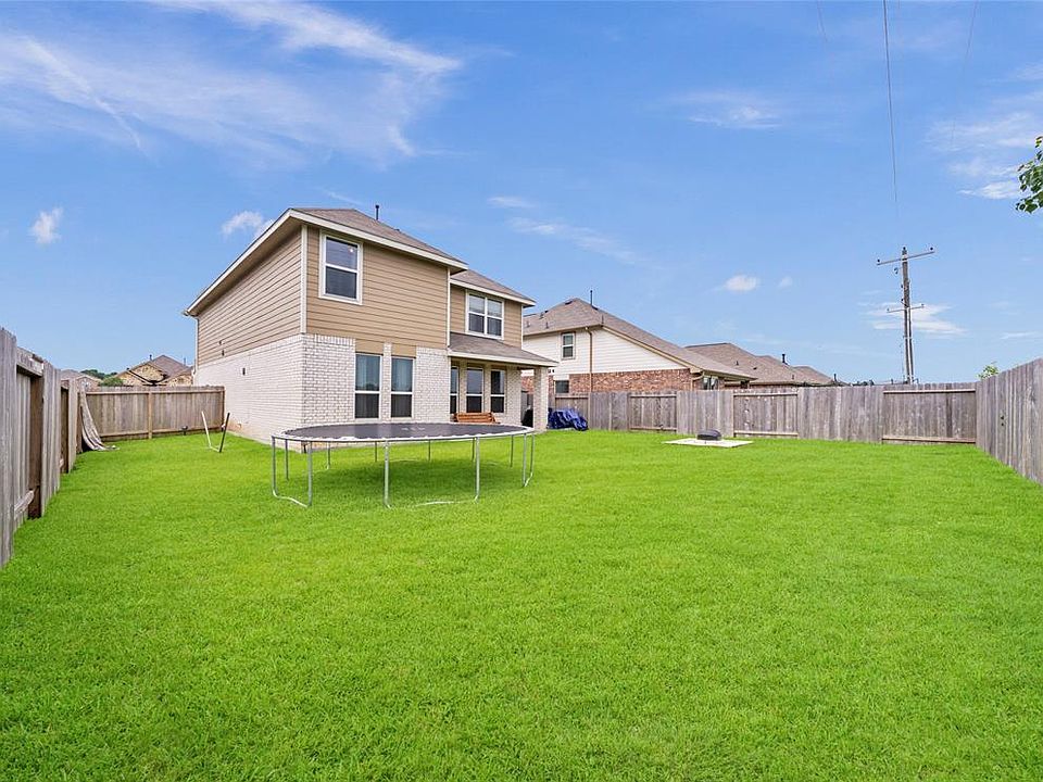 1st image of 9618 Yellow Rose Dr