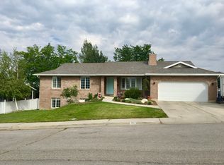 1221 E Fort Dr, Pleasant Grove, UT 84062