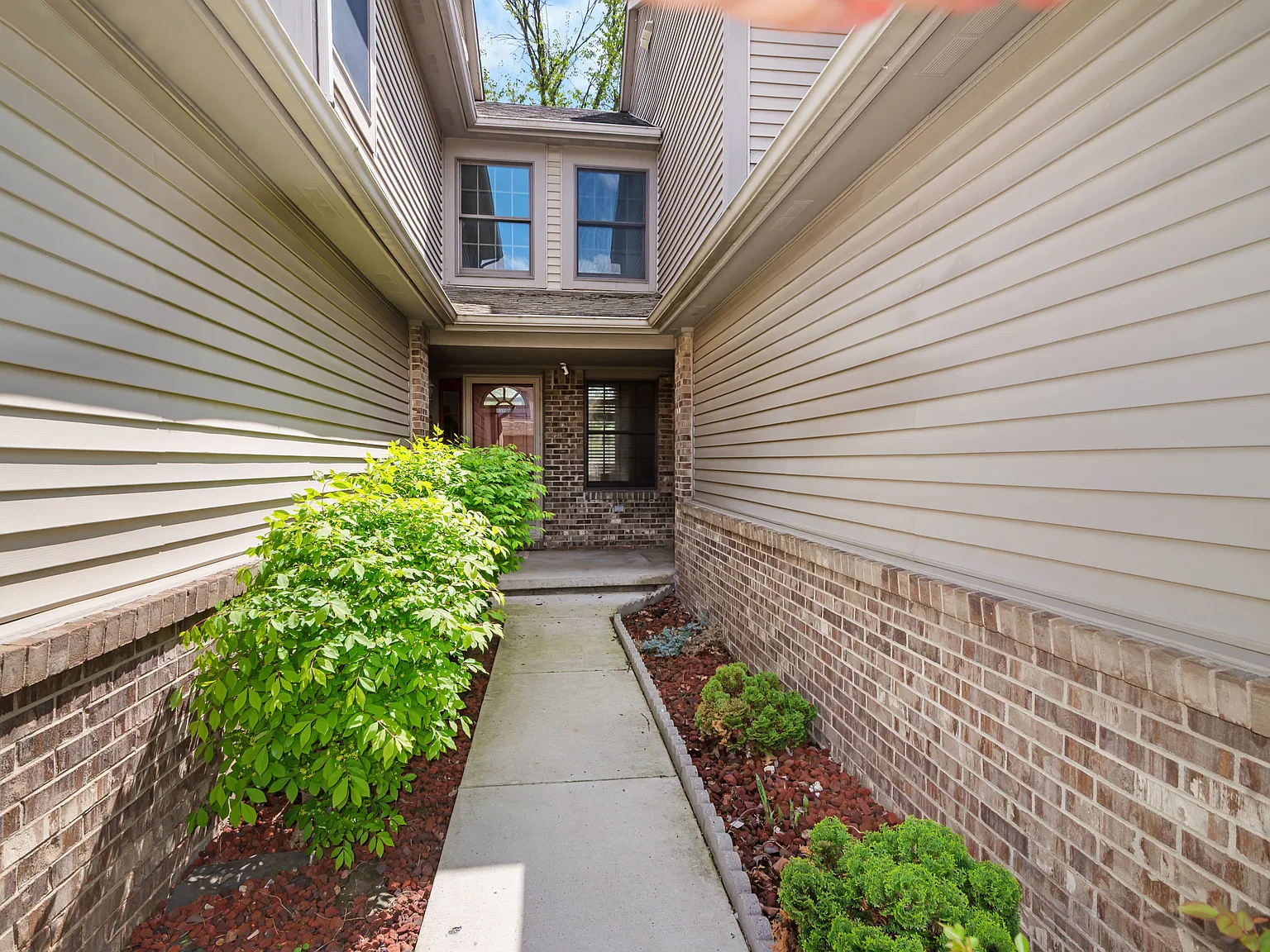 3 bed, 1537 sqft, $2,700 — Photo 4
