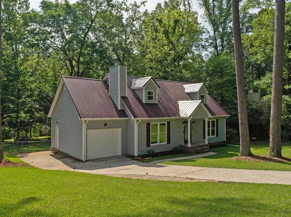 409 Bridle Trace Dr, Leeds, AL 35094