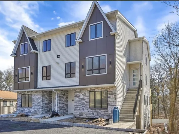 12 Augusta Avenue #202, Monsey, NY 10952