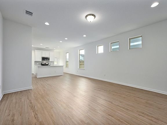 5th image of 12311 Zenyatta Dr