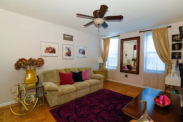 Sold by Dorsa Group | media 9