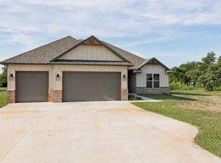 320 Turtle Dove Ct, Blanchard, OK 73010